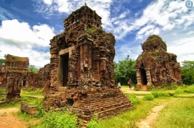 TOUR GẶP GỠ ĐỘC GIẢ LẦN THỨ 5